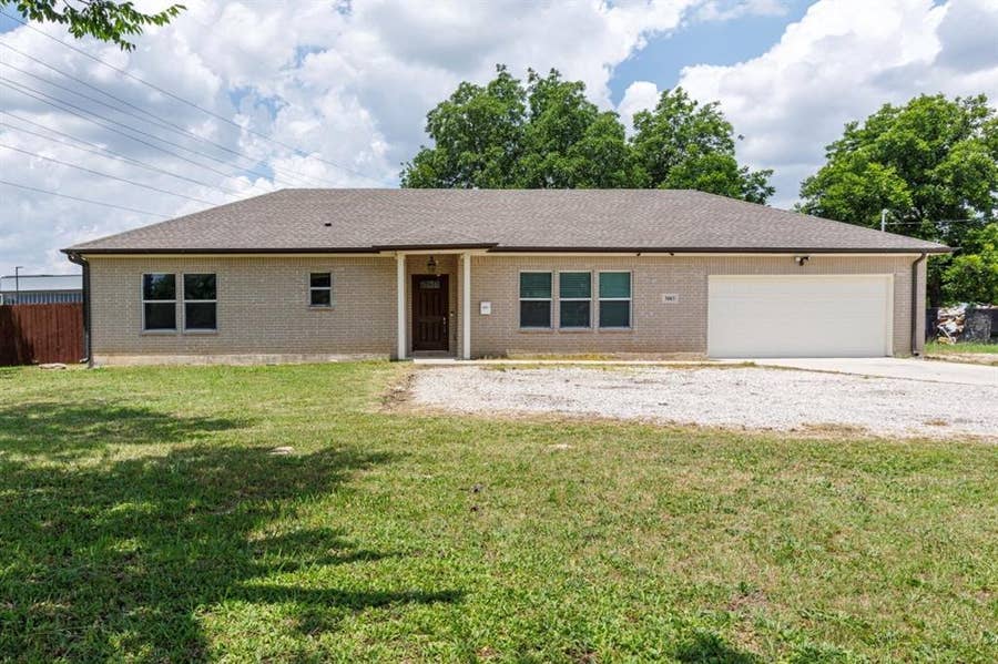 Property photo for 3083 Sunnyvale Street, Dallas, TX