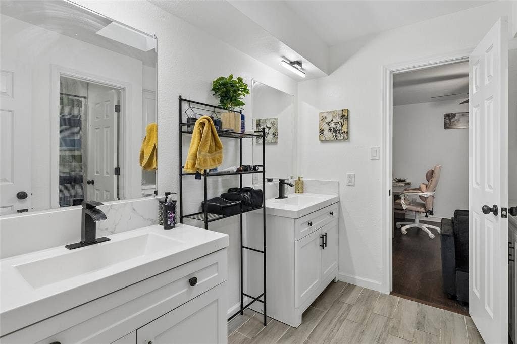 2405 Hanover Court, Rowlett, TX 75088 2405 Hanover Court, Rowlett, TX 75088