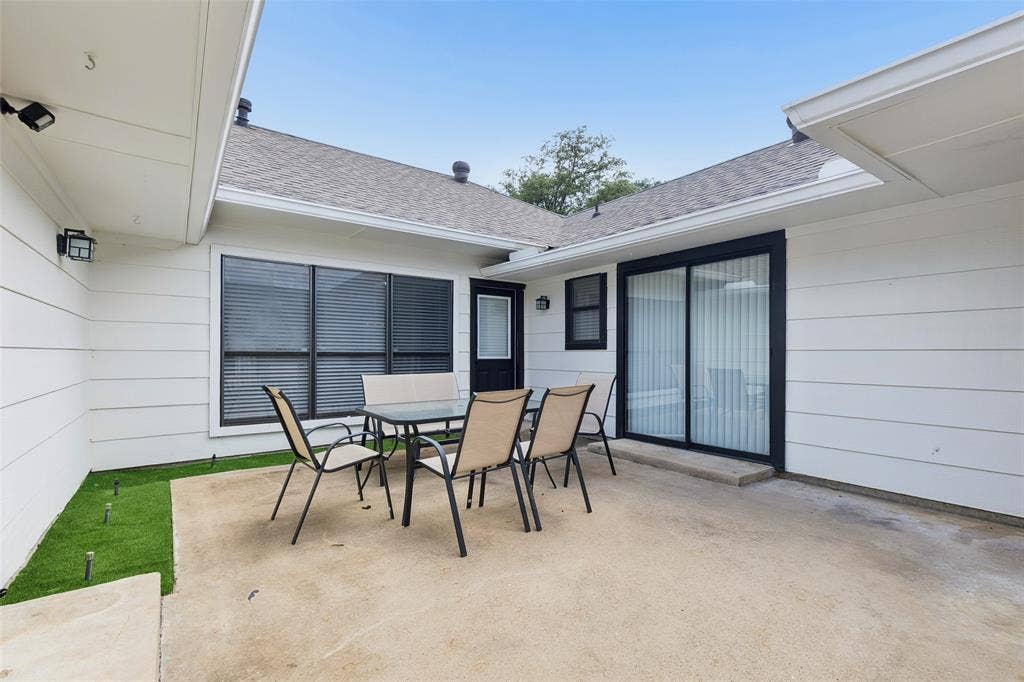 2405 Hanover Court, Rowlett, TX 75088 2405 Hanover Court, Rowlett, TX 75088