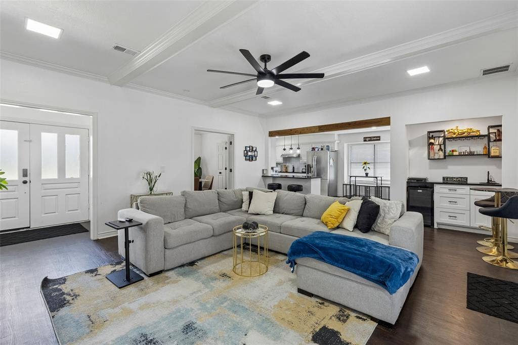 2405 Hanover Court, Rowlett, TX 75088 2405 Hanover Court, Rowlett, TX 75088
