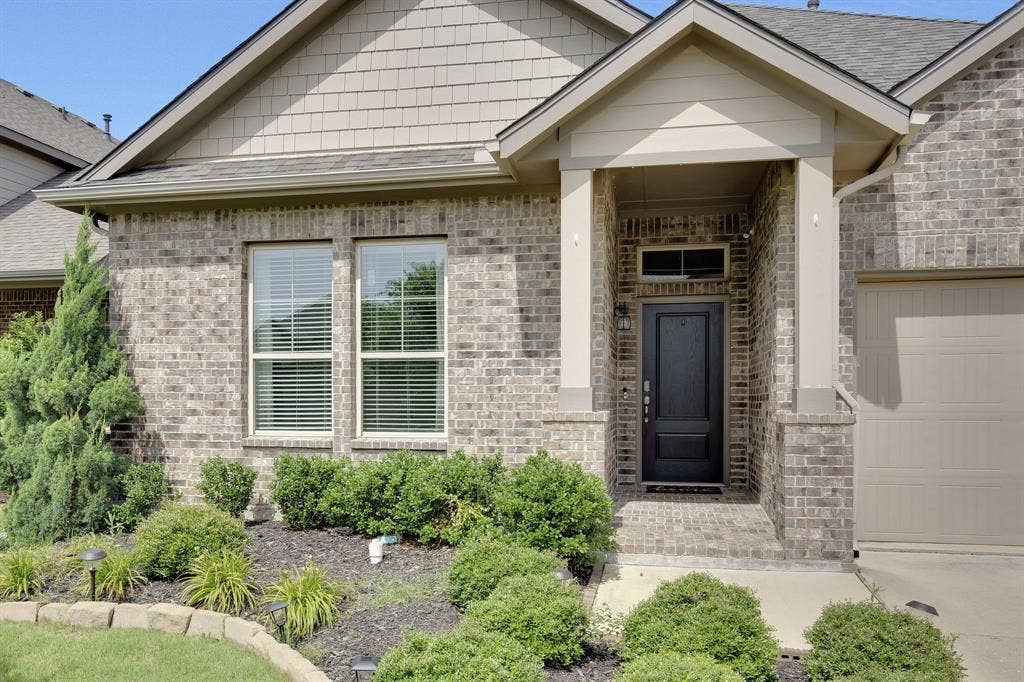1513 Canary Lane, Argyle, TX 76226 1513 Canary Lane, Argyle, TX 76226