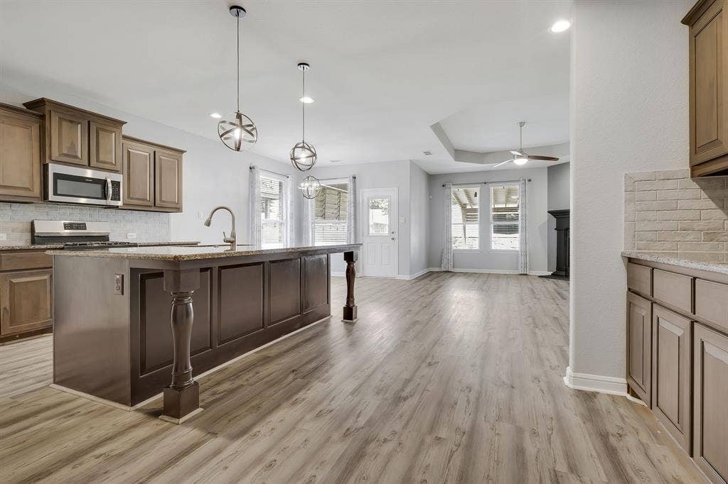 1513 Canary Lane, Argyle, TX 76226 1513 Canary Lane, Argyle, TX 76226