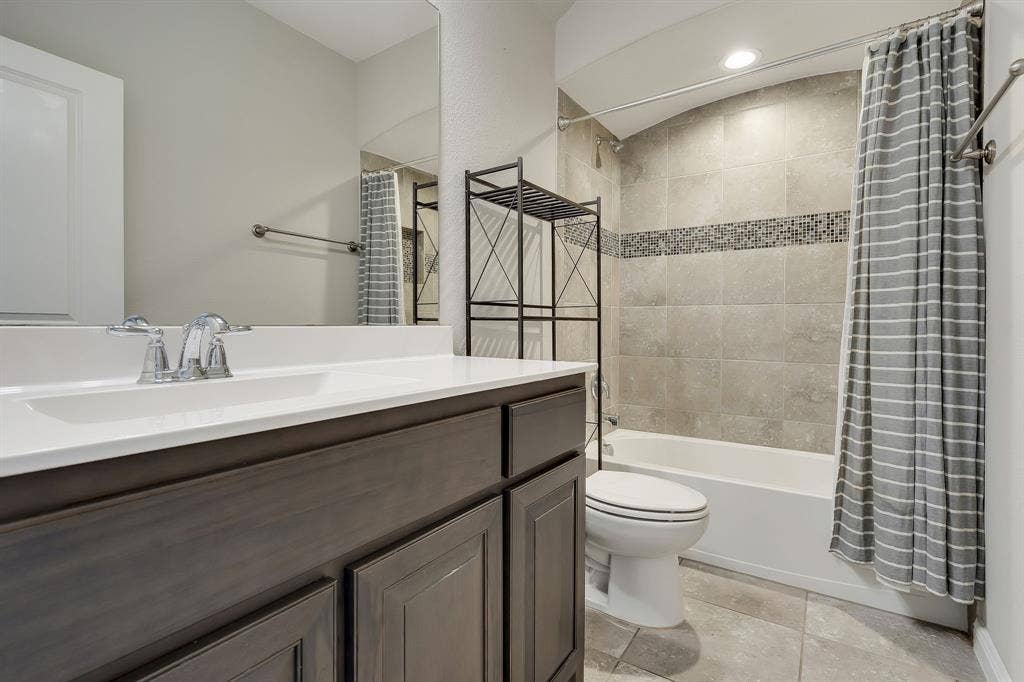 1513 Canary Lane, Argyle, TX 76226 1513 Canary Lane, Argyle, TX 76226