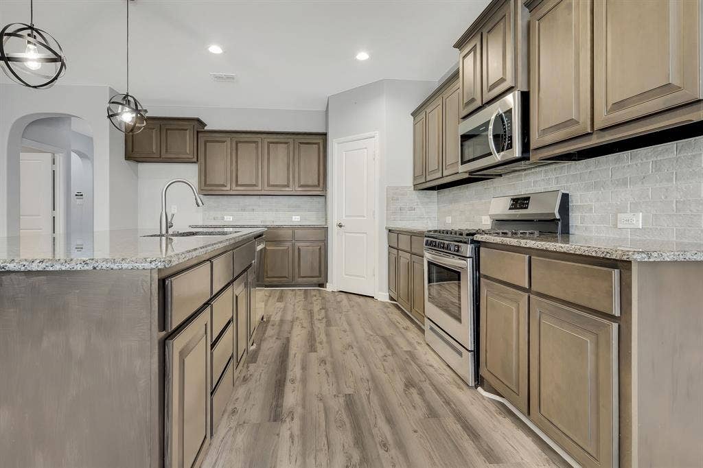 1513 Canary Lane, Argyle, TX 76226 1513 Canary Lane, Argyle, TX 76226