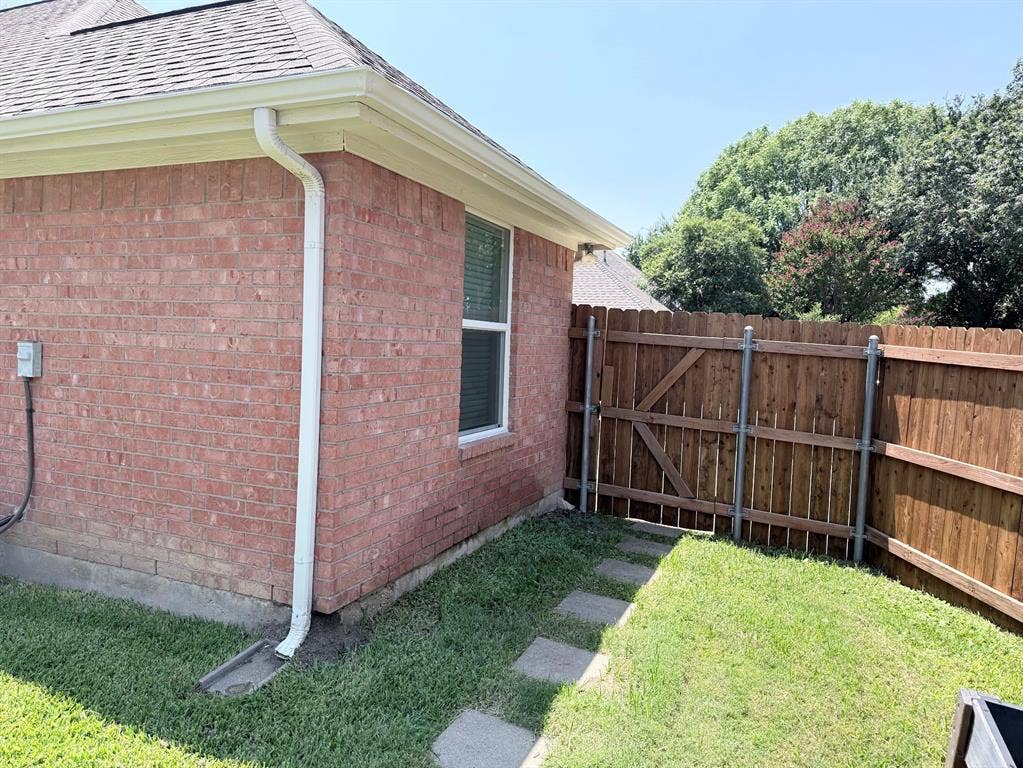 3001 Maumelle Drive, Plano, TX 75023 3001 Maumelle Drive, Plano, TX 75023