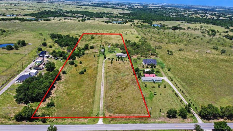 Property photo for 2001 Fm 1182, Ennis, TX