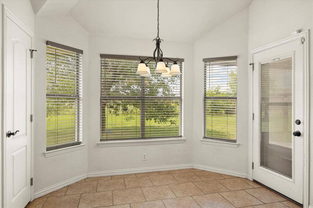 1904 Lazy Court, Granbury, TX 76048