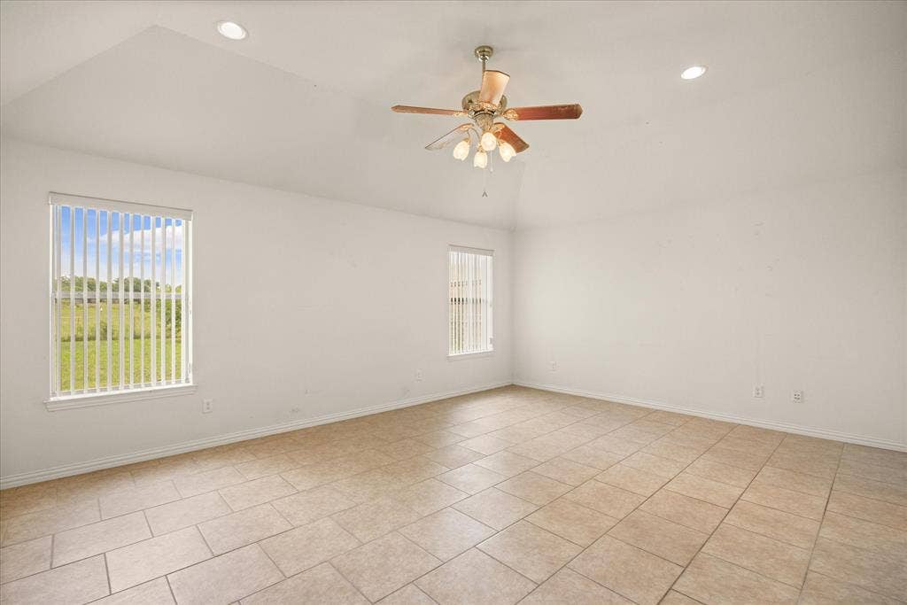 1904 Lazy Court, Granbury, TX 76048