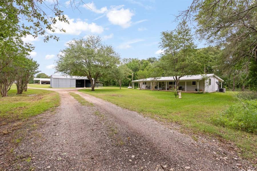 Property photo for 9547 County Rd 346, Terrell, TX