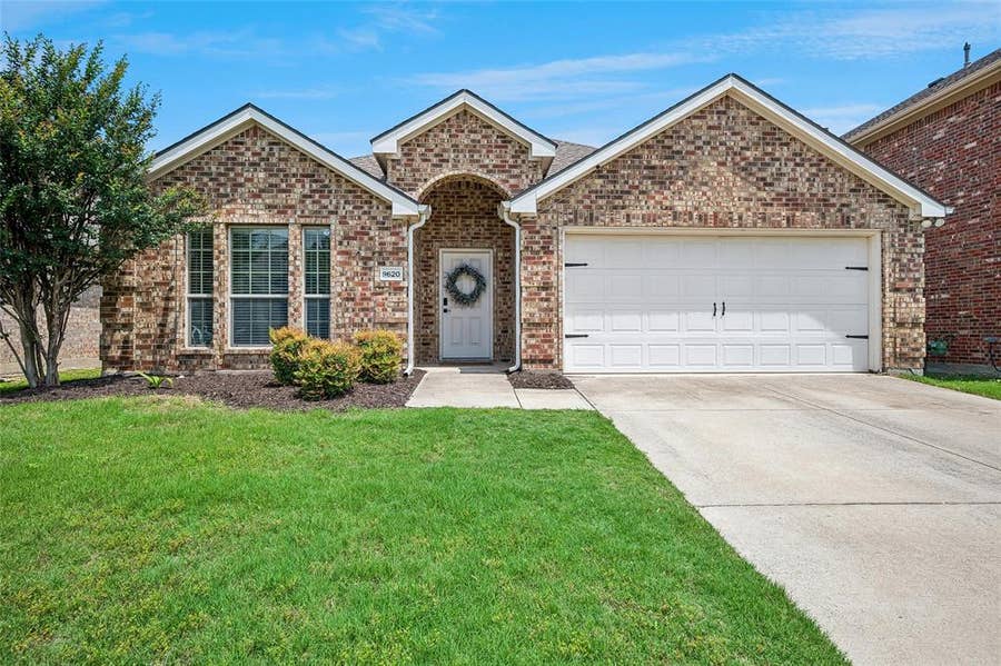 Property photo for 9620 Tipperary Drive, McKinney, TX