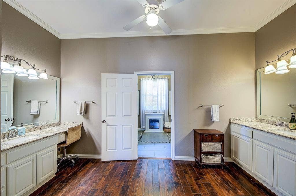 10609 Jackson Road, Krum, TX 76249 10609 Jackson Road, Krum, TX 76249