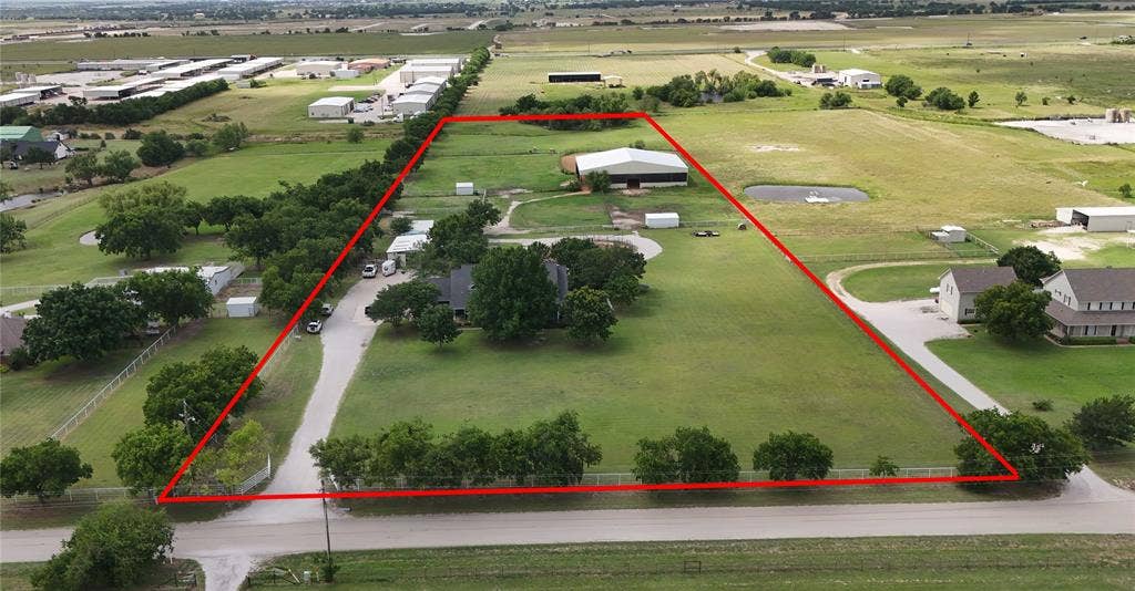 10609 Jackson Road, Krum, TX 76249 10609 Jackson Road, Krum, TX 76249