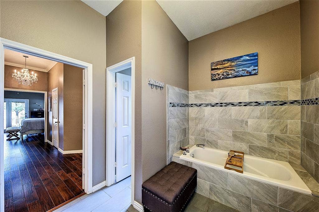 10609 Jackson Road, Krum, TX 76249 10609 Jackson Road, Krum, TX 76249