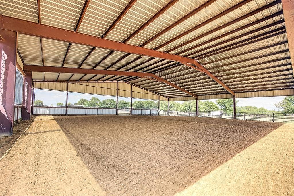 10609 Jackson Road, Krum, TX 76249 10609 Jackson Road, Krum, TX 76249