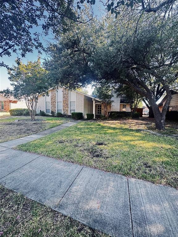 Property photo for 3513 Claymore Drive, Plano, TX