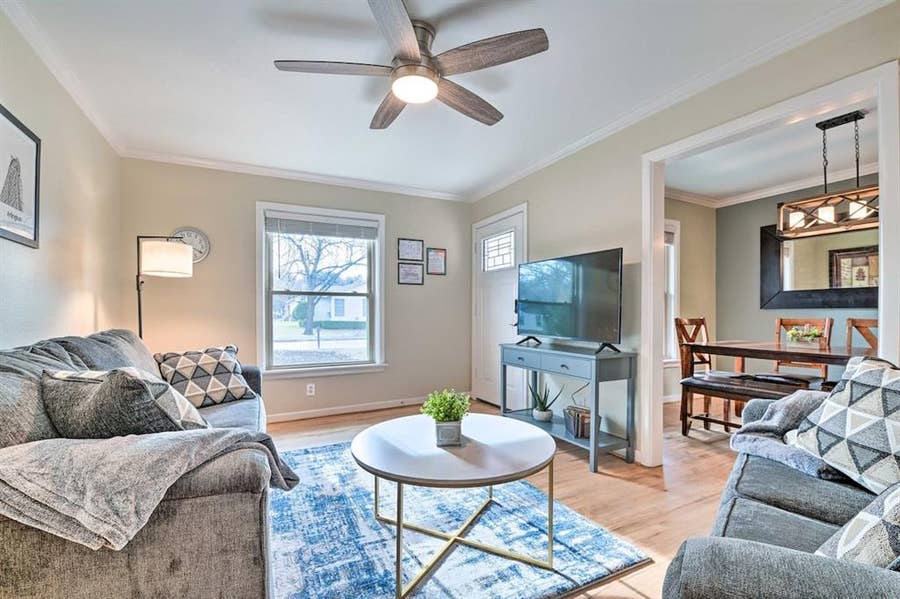 Property photo for 601 Circle Drive, Arlington, TX