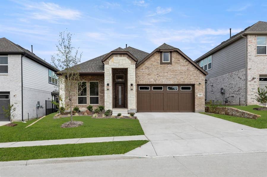 Property photo for 1108 Branching Brook Drive, McKinney, TX