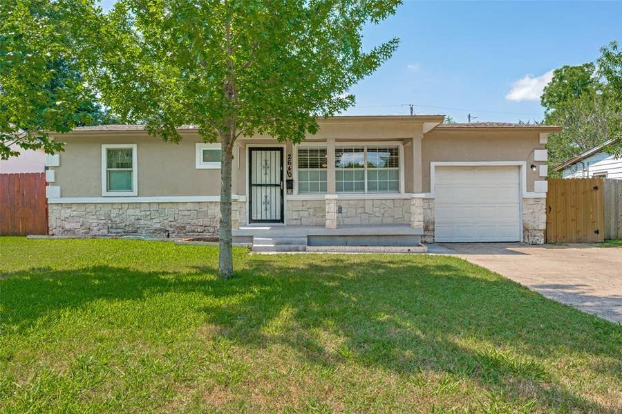 Property photo for 2640 Brandywine Drive, Farmers Branch, TX