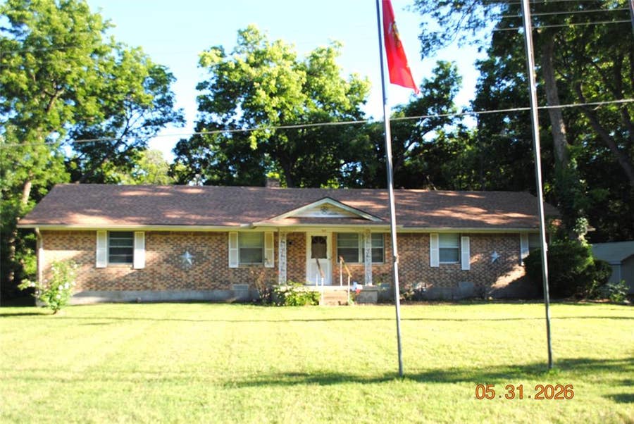 Property photo for 1628 RIVERWAY Lane, Lancaster, TX