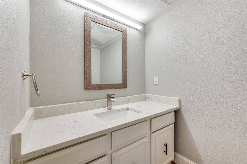 8560 Park Lane, #75, Dallas, TX 75231 8560 Park Lane, #75, Dallas, TX 75231