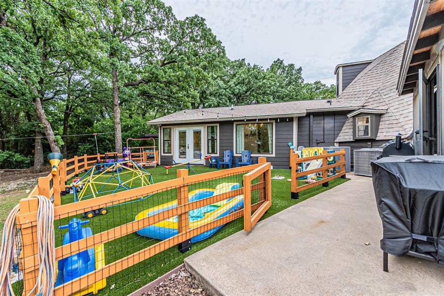 Property photo for 4505 Hunters Glen Court, Granbury, TX