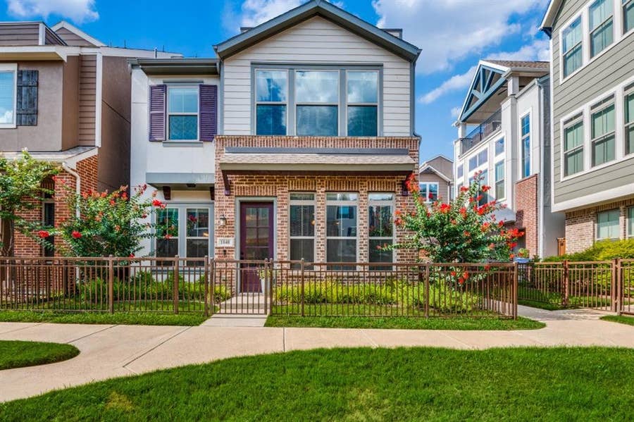 Property photo for 1040 Tea Olive Lane, Dallas, TX