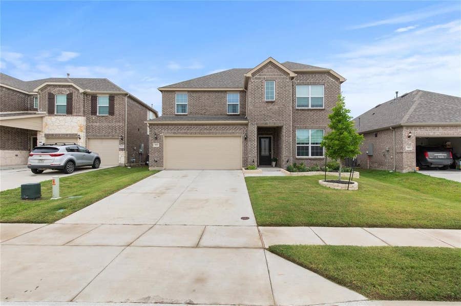 Property photo for 913 Adelyn Street, Anna, TX