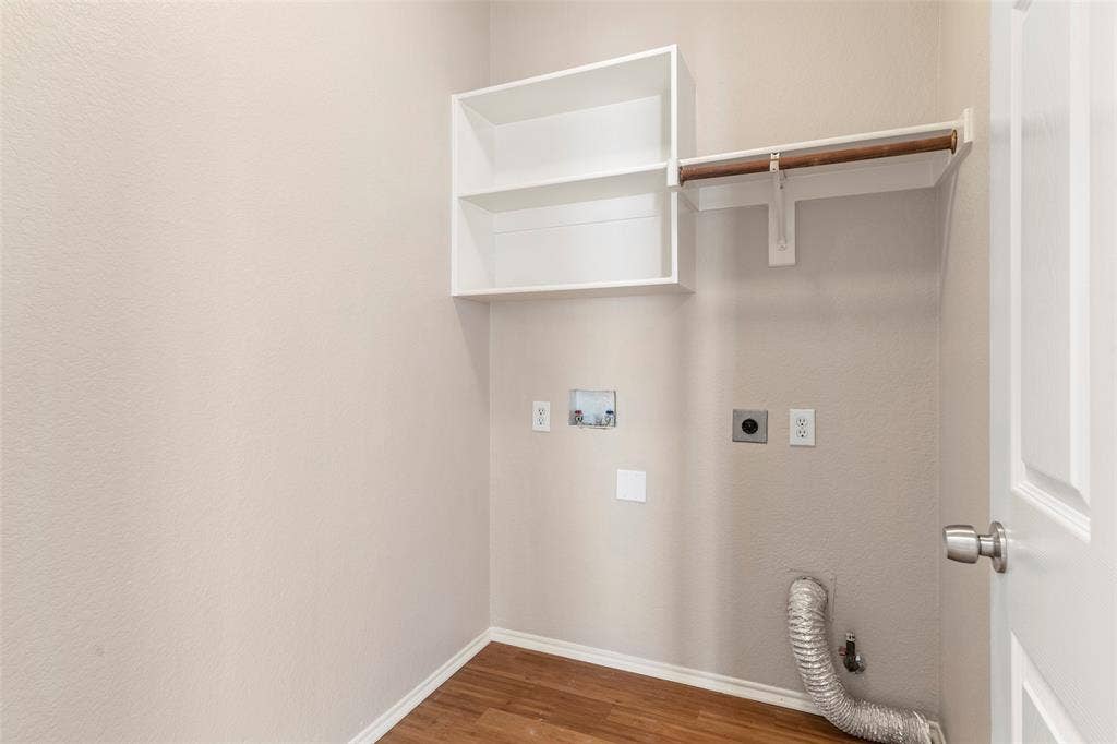 4333 Waskom Drive, Plano, TX 75024 4333 Waskom Drive, Plano, TX 75024