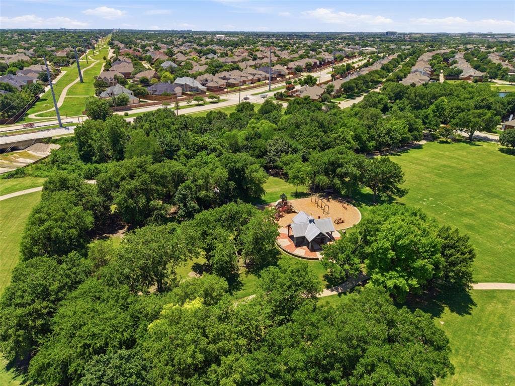 4333 Waskom Drive, Plano, TX 75024 Beautiful public park with walking/jogging/biking trails and playground.