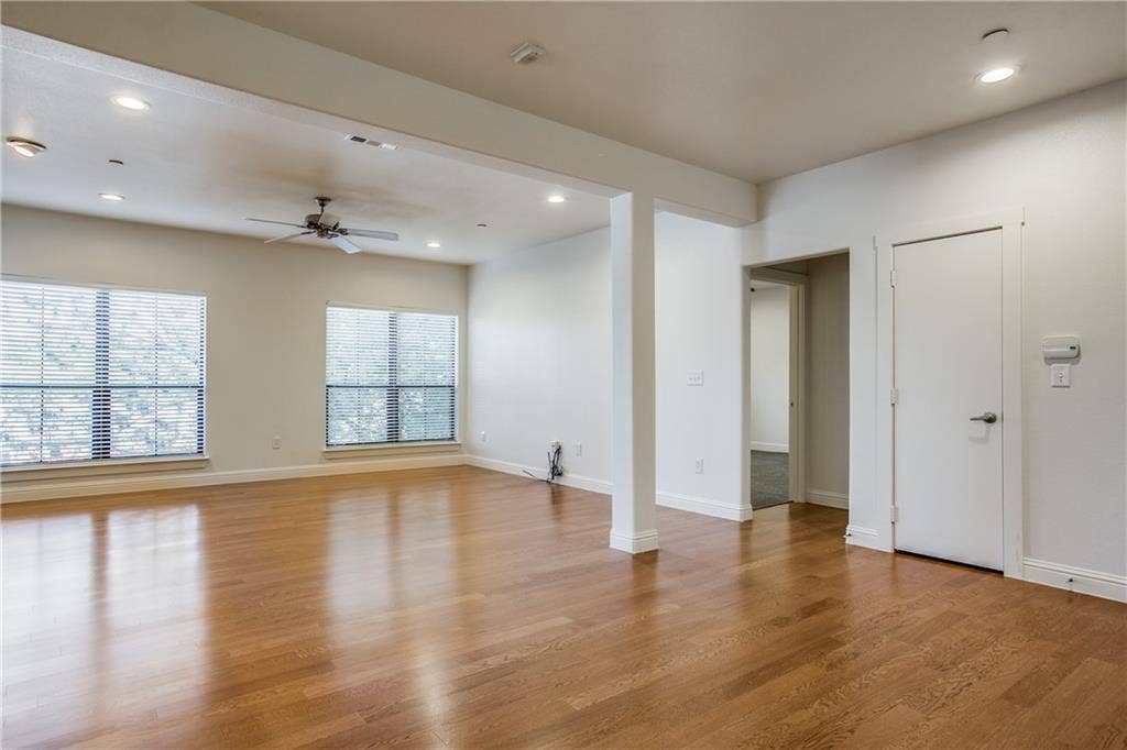 6159 Oram Street, #302, Dallas, TX 75214 Light abounds in this spacious condo
