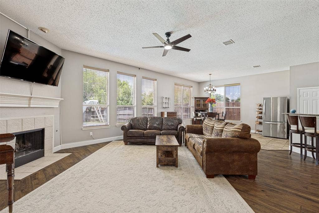 2501 Great Bear Lane, Denton, TX 76210