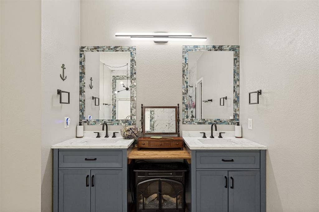 2501 Great Bear Lane, Denton, TX 76210