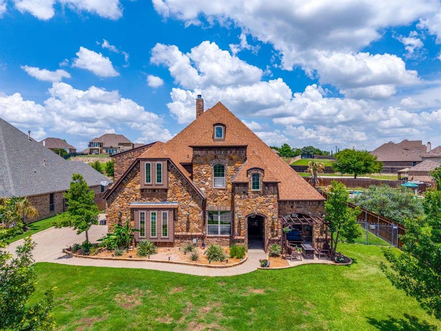 Property photo for 12416 Indian Creek Drive, Fort Worth, TX