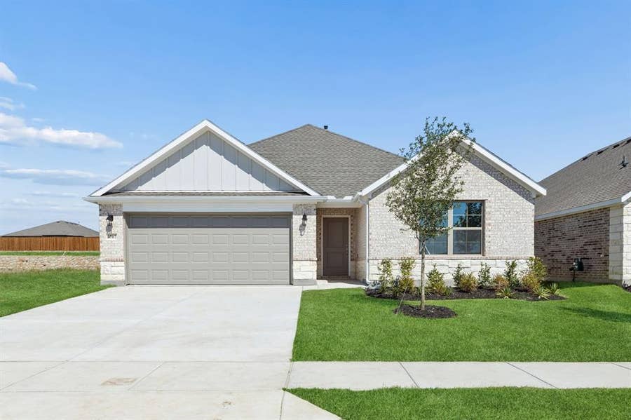 Property photo for 3707 Brewster Lane, Royse City, TX