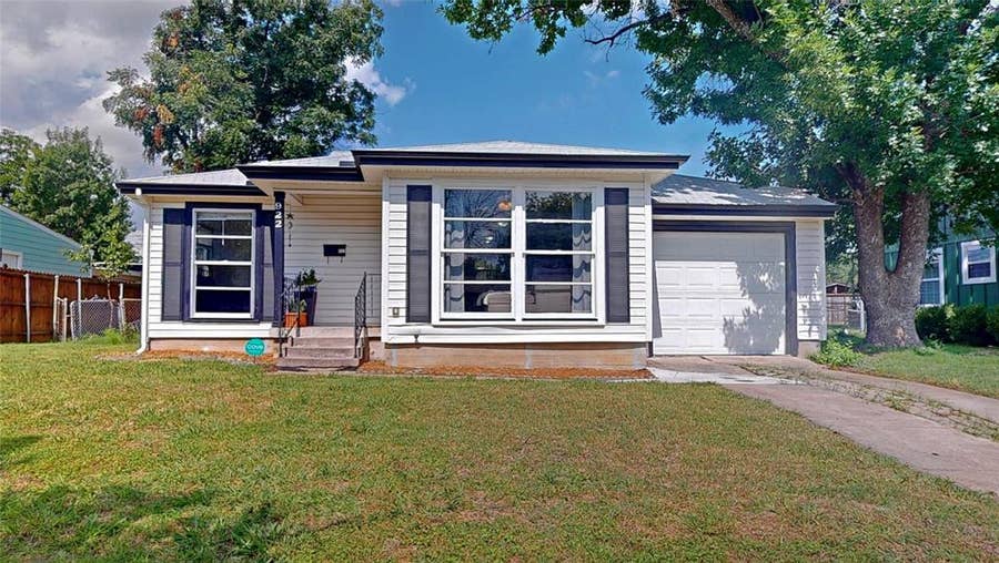Property photo for 922 Tamara Lane, Grand Prairie, TX