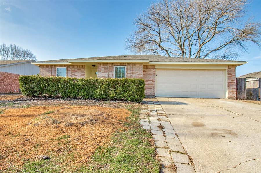 Property photo for 1825 Bette Drive, Mesquite, TX