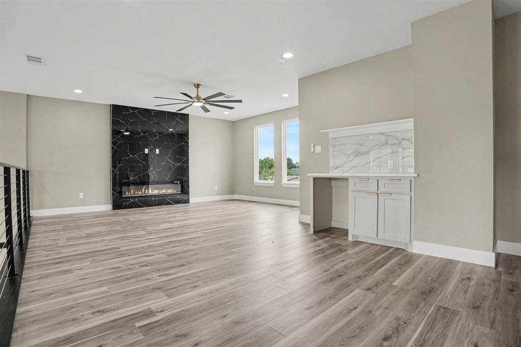2506 Gross Road, Dallas, TX 75228 2506 Gross Road, Dallas, TX 75228