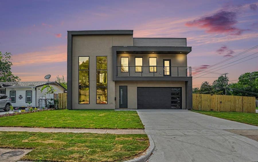 Property photo for 2506 Gross Road, Dallas, TX