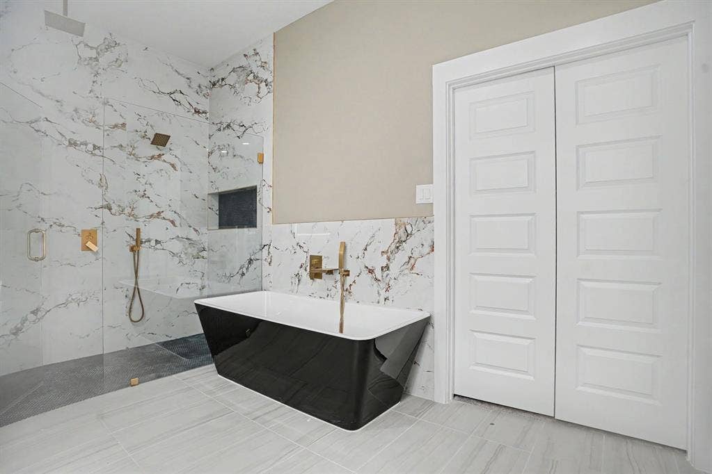 2506 Gross Road, Dallas, TX 75228 2506 Gross Road, Dallas, TX 75228