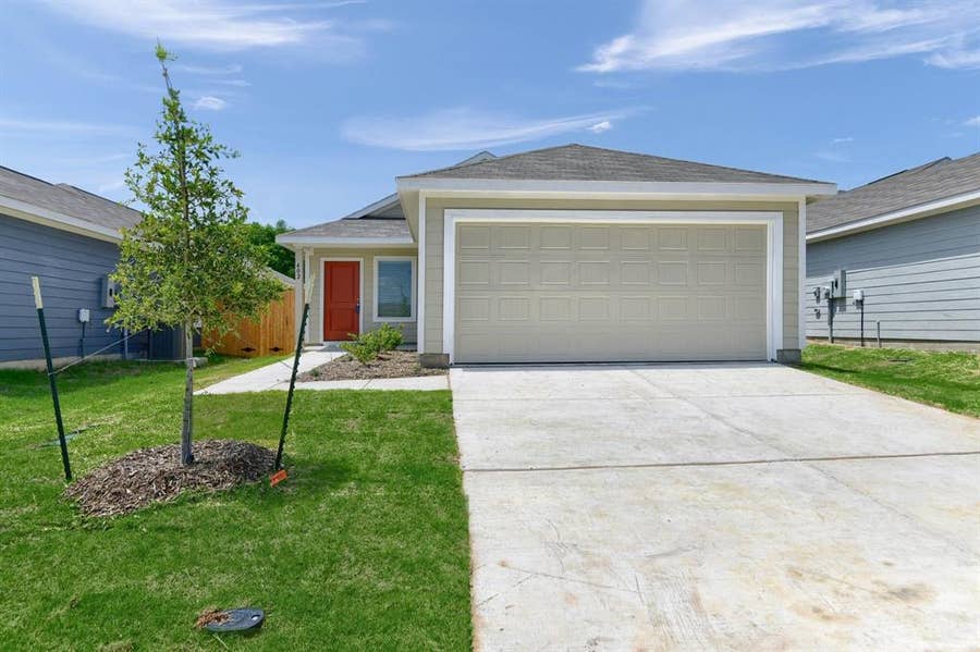 Property photo for 402 Harvest Street, Princeton, TX