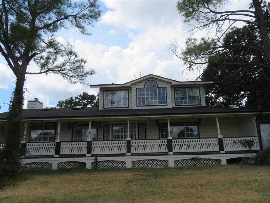 Property photo for 3490 Teasley Lane, Denton, TX