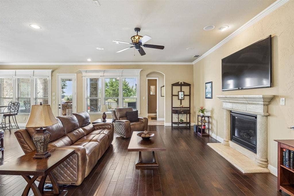 6008 The Resort Boulevard, Fort Worth, TX 76179 6008 The Resort Boulevard, Fort Worth, TX 76179