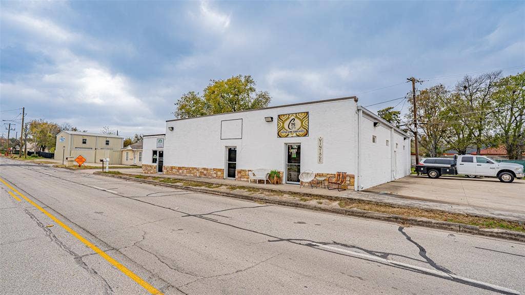 347 N Cherry Lane, #349A & B, White Settlement, TX 76108 347 N Cherry Lane, #349A & B, White Settlement, TX 76108