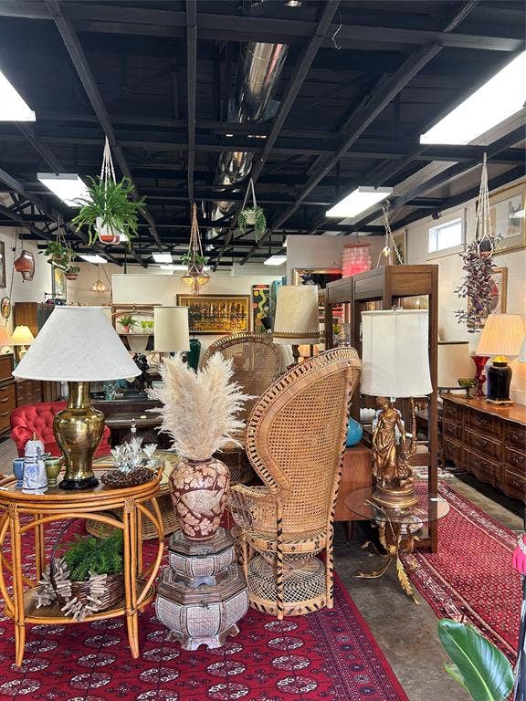 347 N Cherry Lane, #349A & B, White Settlement, TX 76108 Showroom-Vintage Store