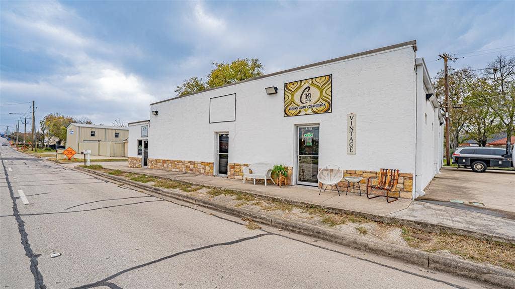 347 N Cherry Lane, #349A & B, White Settlement, TX 76108 347 N Cherry Lane, #349A & B, White Settlement, TX 76108