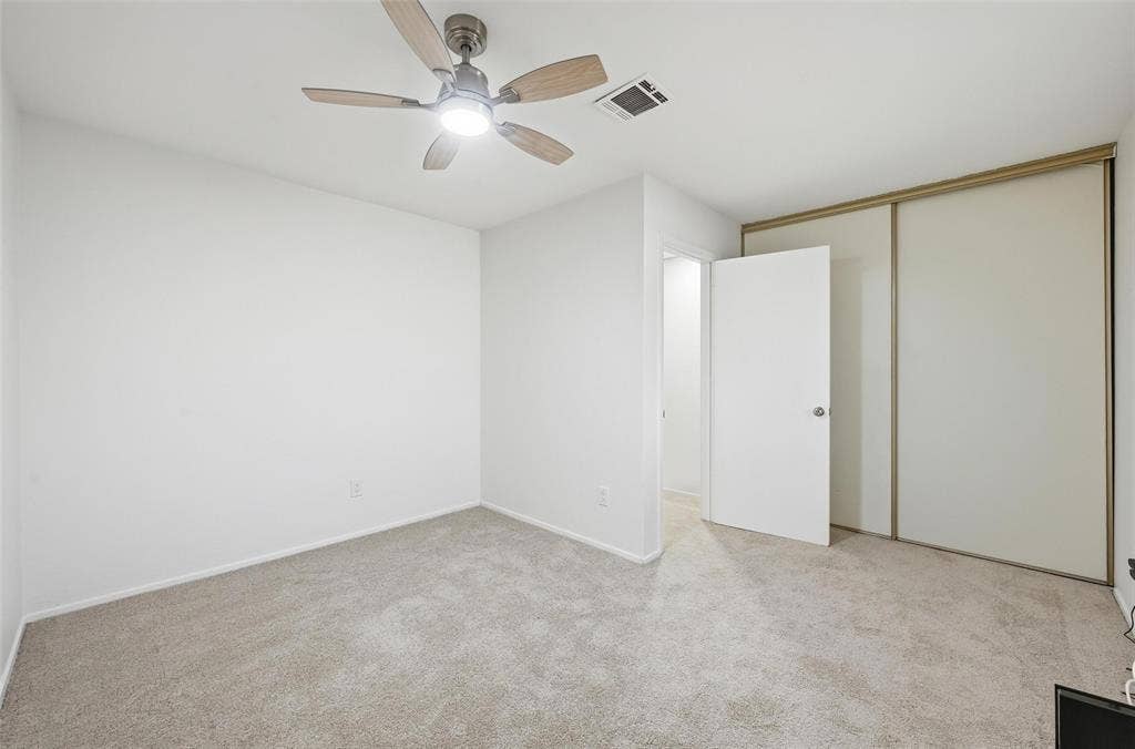 73 Winchester Drive, Euless, TX 76039 73 Winchester Drive, Euless, TX 76039