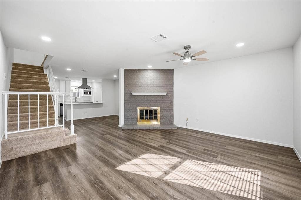 73 Winchester Drive, Euless, TX 76039 73 Winchester Drive, Euless, TX 76039