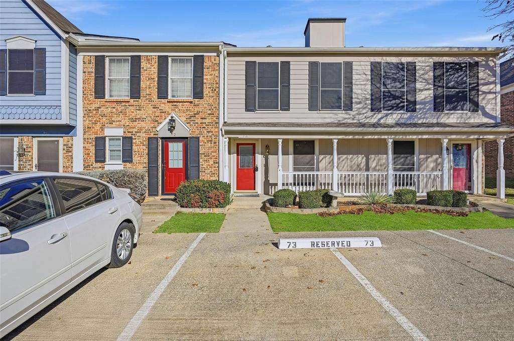 73 Winchester Drive, Euless, TX 76039 73 Winchester Drive, Euless, TX 76039