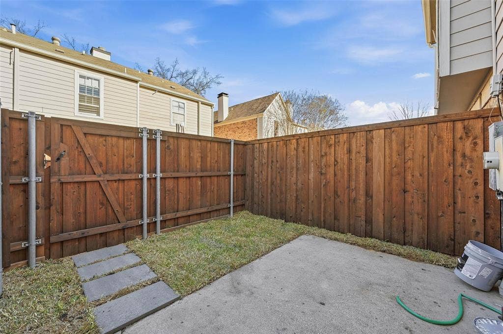 73 Winchester Drive, Euless, TX 76039 73 Winchester Drive, Euless, TX 76039