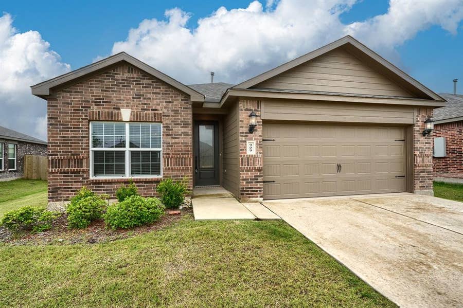 Property photo for 909 Emerson Drive, Anna, TX